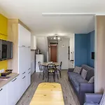 4 Pers, Balcon Sud Face Pistes, Cuisine Equipee, Skis Aux Pieds - - Fr-1-404-7 Apartman